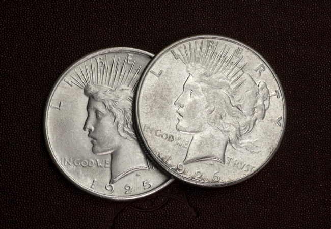 US 1925 1926 God controversy Peace Dollar pair lifestyle 2 - Spot the difference and learn the secret…